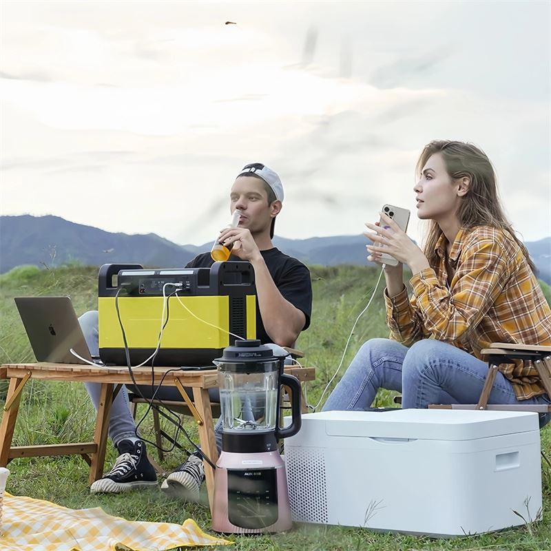 1200W prenosna elektrarna z baterijo LifePO4